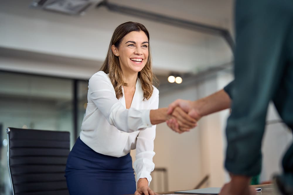 How does CRM improve business performance ?